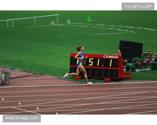 上海羽毛球队在钻石联赛中的辉煌成就与突破之路探秘 上海羽毛球队在钻石联赛中的辉煌成就与突破之路探秘