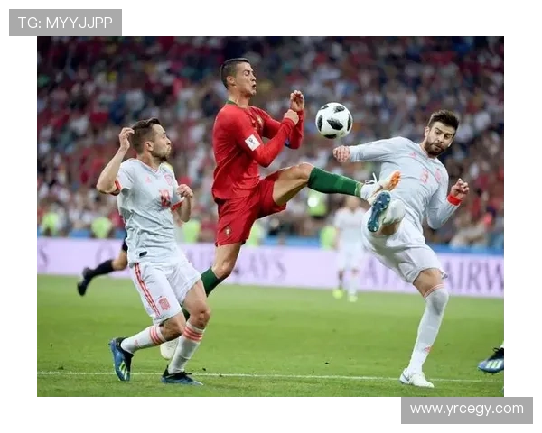 上海足球队在世界锦标赛中的速度表现分析与精彩瞬间回顾 上海足球队在世界锦标赛中的速度表现分析与精彩瞬间回顾