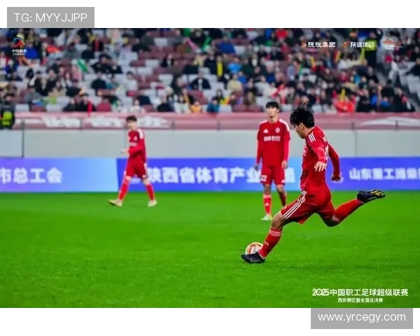 上海足球队在足球个人能力排行榜中荣登第七位引发热议 上海足球队在足球个人能力排行榜中荣登第七位引发热议