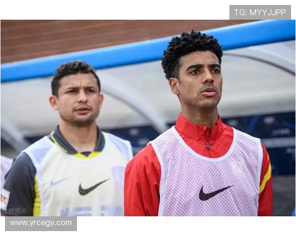 上海足球队近期状态分析与未来发展展望 上海足球队近期状态分析与未来发展展望