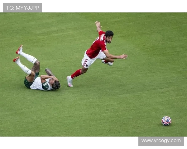 东北足球明星搞笑瞬间合集让你捧腹大笑的精彩视频